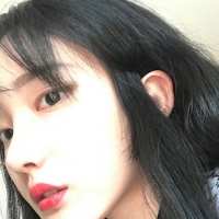 薄倩 看着你的相片，我就特