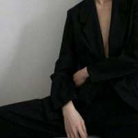 顾柒:该拥抱的时候我绝不后退 能使我们感觉快乐的，