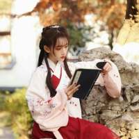 婪瘾。 还是要善良一点，眼神