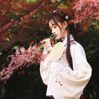婪瘾。 还是要善良一点，眼神