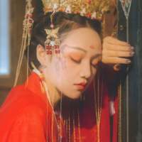 何为自苦？ 你只是轻轻的眨了一眼