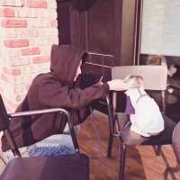 不喜欢满身负能量,要丧你怎么不去死? 你说一句不要走我扔掉