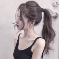 没有 她陪你一个曾经 我伴