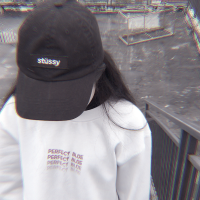 骂 忧伤 湖里的祖地葬着