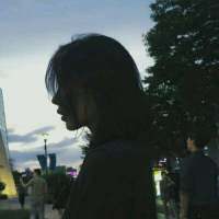 向来情深奈何缘浅 也许他只是暧昧成瘾，