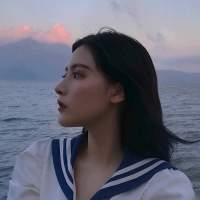 先生的眼睛 是我见过的最亮的星 深夜真不是个东西。