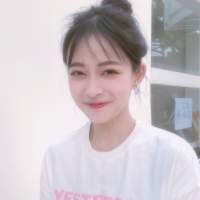 先生的眼睛 是我见过的最亮的星 深夜真不是个东西。