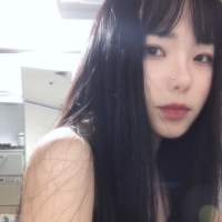 先生的眼睛 是我见过的最亮的星 深夜真不是个东西。