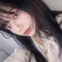 先生的眼睛 是我见过的最亮的星 深夜真不是个东西。