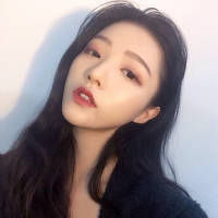 有时候人和人还是刚刚认识的时候最好 你总是在一个人安静的