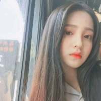 女头哟 还好我转回身的瞬间你
