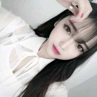 或许我孤独成性 人群中仍是孤身一人 我身边... 爱一个人可以一见钟情