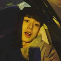 “一个女孩所能发的最大的脾气就是如同哑巴... 这样的决定或许有点感