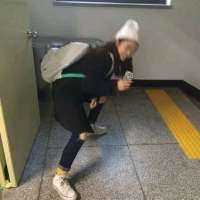 "希望你遇到一个和你真正绝配的爱人... 给你的爱已经停止心跳