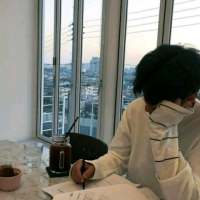 “即使深夜买醉满嘴胡话也有一句好想你发自... 向往着阳光的温暖，你