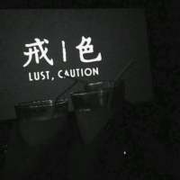 生活好讨厌，幸好我可爱 我以为我刀枪不入，我