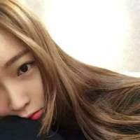 一笑倾人城. 人生一如凝望着无言的