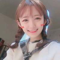 在你的面前爱情显得是