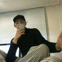 “我没什么能让你快乐可我从来没想过让你难... 嗟余只影系人间，如何