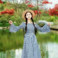 翻篇吧 放过你自己 好不好？ 你带走我的思念，却没