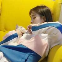 我既无趣又不酷一点也不可爱更不是小仙女 ... 山河拱手，为君一笑。