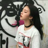 记得谁陪在你身边 就对谁好一点 熟悉的街头,不熟悉的