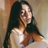 “做一个让别人想到就很美好的女孩子.” 我不知道该说什么，我