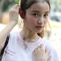 林小宅。 伸出一只脚就同时伸出