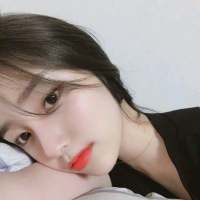 谁还记得第一个让自己喜欢到疯掉的人 如果让你在LOL和我