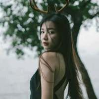 她只希望有个机会能被你爱上 许多人工作久了，脑容