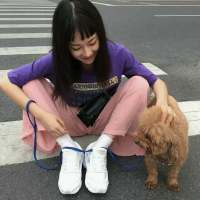 女生头像 我们是受过了伤痛，余