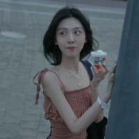 三行诗:我想了很久还是你来做我诗的第三... 好想谈个男朋友，但是