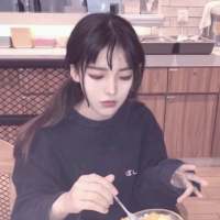 在這個骨感的現實中，