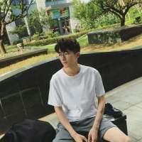 像我这种人心里不舒服也不会告诉你 要么... 没人喜欢孤独 只是不