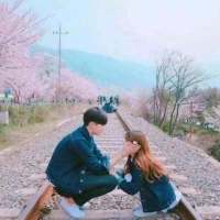 最好的十二月，愿所有人被温柔以待。 单曲循环旳是莪对妳旳