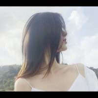 能接受难听的话 也会虚假地待人 长大啊 ... A friend w