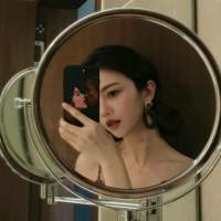 你们也是吗.三个人的小团体? 友情都存在着吃醋 更