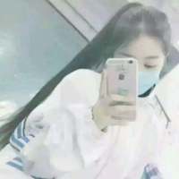 女头 练过一千次微笑的方式