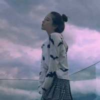 欲为大树 莫与草争。 不要再奢求别人的给予