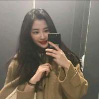洛你们可睡得还香? 从前看她抽烟我会假装