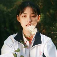 再等等 等我们走过这匆匆岁月 熬过人生疾... 愿我们如时光那样不老