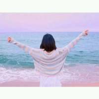 所有的贬斥都是嫉妒. 我浑身是刺、刺痛的都
