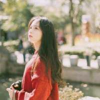 “表面如常，心里却彻彻底底地放不下了。” ℡ 一 束 鲜 花
