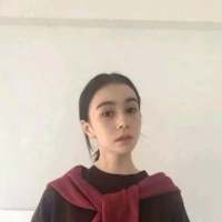 ：庆幸你来自远方 未听及我的过往 羡慕你们互相喜欢的爱