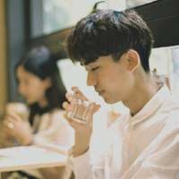 毫无期待 如果不爱，就不要给希