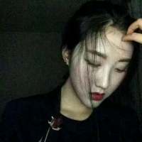 我们一直在爱着 同时也难过 寂寞 愤怒 失望... 过去的一页，能不翻就