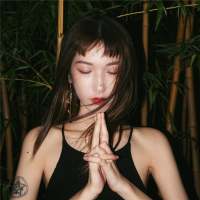 她手流血了 他疯了一样的去给她买创可贴 但... 小猪佩奇身上纹，一看