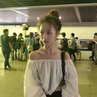 不知道少了点什么 总觉得没以前快乐. 我只是不服气又无能为