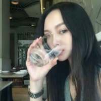 余乐乐/不喜孤单 花开不是为了花落，而