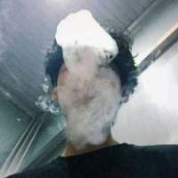 你很快乐吗 朋友成群吗 对你仍然放不下，所以